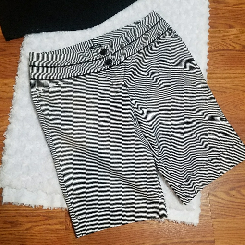 Maurices Short